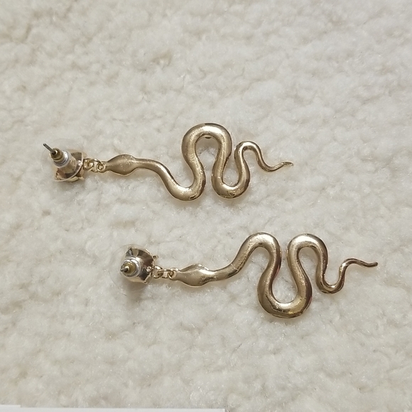 Jessica Simpson 🐍 Snake Earrings - Picture 4 of 4